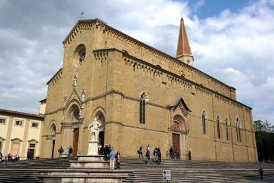 Private Transfer: Fiumicino Airport (FCO) to Arezzo or vice versa Private Transfer: Fiumicino Airport (FCO) to Arezzo or vice versa