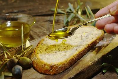 Small-Group Extra Virgin Olive Oil Tasting in Ascoli Piceno Small-Group Extra Virgin Olive Oil Tasting in Ascoli Piceno