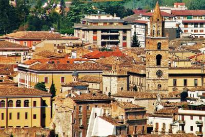 Private Transfer: Fiumicino Airport (FCO) to Teramo or vice versa Private Transfer: Fiumicino Airport (FCO) to Teramo or vice versa