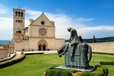 Guided tour of Assisi in Italian in small groups