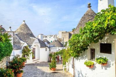 Discovering the best of Puglia in a Small Group 6 Days 5 Nights