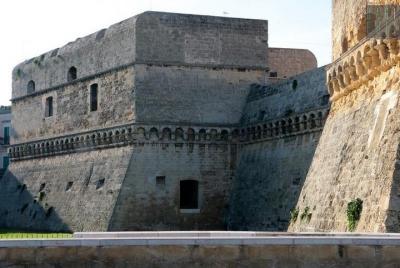 Walking tour of the ancient center (Bari Vecchia)
