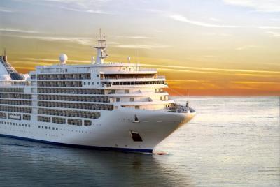 Bari Private Transfer: City to Cruise Port or central rail statio