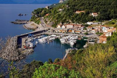 Private Transfer to and from Brindisi - Maratea  Private Transfer to and from Brindisi - Maratea