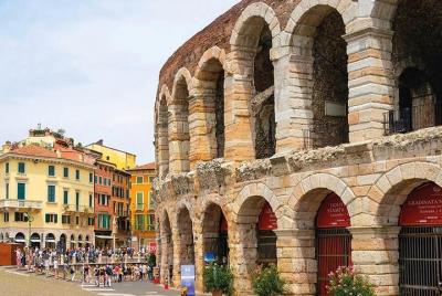 Discover the Beauty of Verona in one day Discover the Beauty of Verona in one day