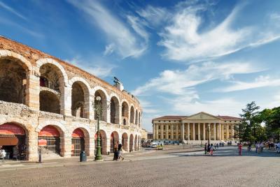 Verona Full-Day Tour from Lake Garda Verona Full-Day Tour from Lake Garda