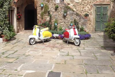 Lambretta rental in Modena Lambretta rental in Modena
