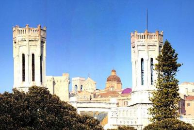 Cagliari City Tour - Minivan Sightseeing and Walking Cagliari City Tour - Minivan Sightseeing and Walking