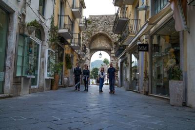 Giardini Naxos, Taormina and Castelmola half day Tour from Catani Giardini Naxos, Taormina and Castelmola half day Tour from Catani