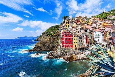 Cinque Terre Day Trip with Transport from Florence Cinque Terre Day Trip with Transport from Florence
