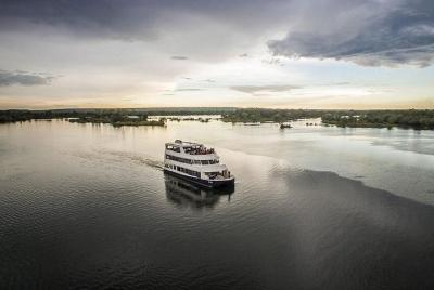 Luxurious Dinner Cruise, Victoria Falls Luxurious Dinner Cruise, Victoria Falls
