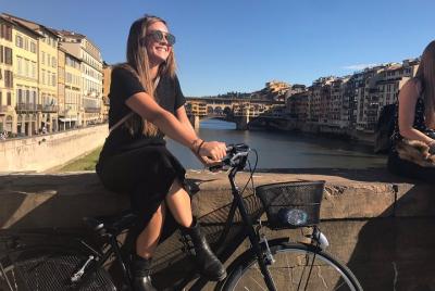 Cycling in Florence: a different way to explore the town Cycling in Florence: a different way to explore the town