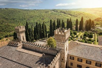 Full day wine tour from Florence: Chianti and Badia a Passignano Full day wine tour from Florence: Chianti and Badia a Passignano