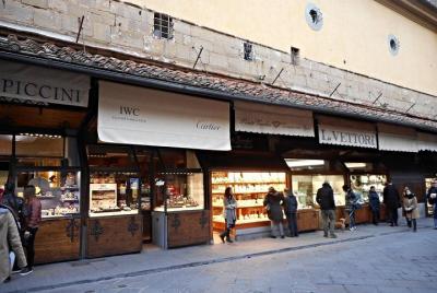 Private Half-Day Shopping Tour in Florence Private Half-Day Shopping Tour in Florence