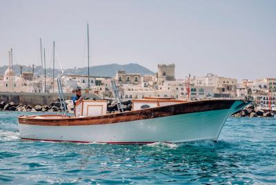 Sunset Tour by boat with aperitif at sunset Sunset Tour by boat with aperitif at sunset