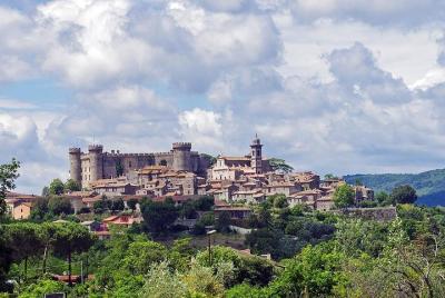 Private Transfer: Ciampino Airport (CIA) to Bracciano or vice ver Private Transfer: Ciampino Airport (CIA) to Bracciano or vice ver