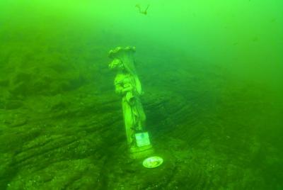 “Diving” Lake Como By SuBacco “Diving” Lake Como By SuBacco