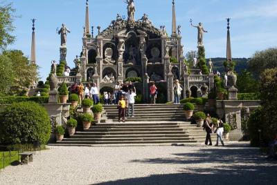 Stresa: Day Pass Isola Bella Hop-On Hop-Off Boat Tour Stresa: Day Pass Isola Bella Hop-On Hop-Off Boat Tour