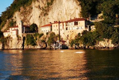 A private wintertime tour on lake Maggiore A private wintertime tour on lake Maggiore