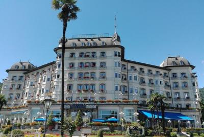 Micaela Micaela's Private Walking Tour of Stresa