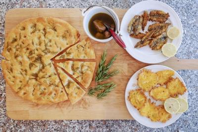 Small-group Street food tour in La Spezia Small-group Street food tour in La Spezia