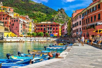 Cinque Terre tour with limoncino tasting from La Spezia Train Sta Cinque Terre tour with limoncino tasting from La Spezia Train Sta