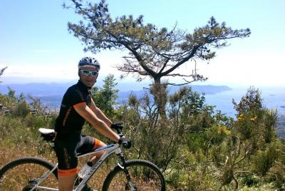 Mountain Bike Tour in the Cinque Terre Mountain Bike Tour in the Cinque Terre