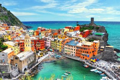 Cinque Terre Private Tour by Minivan and Ferry-Boat from La Spezia Cinque Terre Private Tour by Minivan and Ferry-Boat from La Spezia