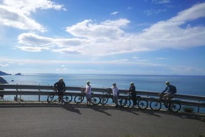 Mountain Bike for everyone (with E-bikes) Mountain Bike for everyone (with E-bikes)