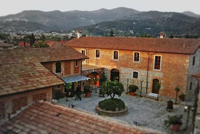 Wine Tour between Liguria and Tuscany from La Spezia Wine Tour between Liguria and Tuscany from La Spezia