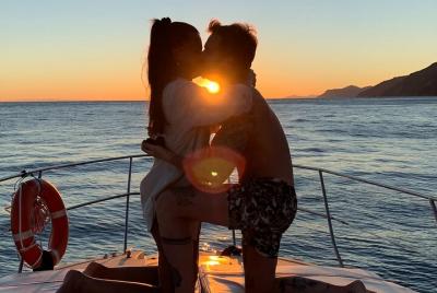 Will You Marry Me? Love Experience at Sunset  Will You Marry Me? Love Experience at Sunset