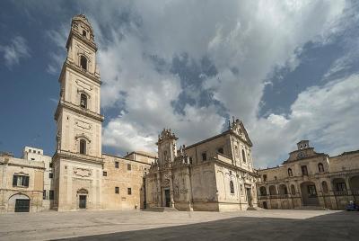 Lecce walking tour at the sunset Lecce walking tour at the sunset