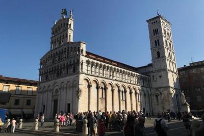Pisa and Lucca from the Livorno Cruise Port Pisa and Lucca from the Livorno Cruise Port