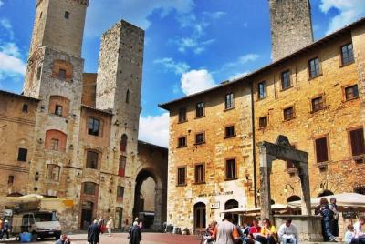 Full Day Private San Gimignano and Volterra Self-Guided Tour from Livorno Full Day Private San Gimignano and Volterra Self-Guided Tour from Livorno
