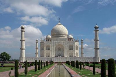 2 day trip to Agra from Bangalore without air tickets 2 day trip to Agra from Bangalore without air tickets