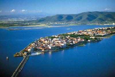 Transfer Forte dei Marmi to/from Fiumicino FCO Airport optional Orbetello Stop