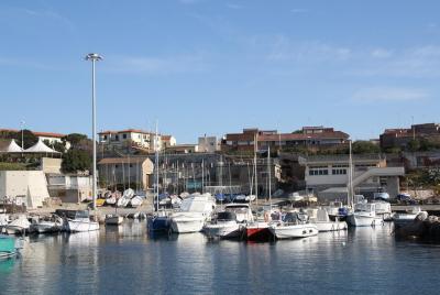 Private Transfer: Civitavecchia Port to Livorno or vice versa Private Transfer: Civitavecchia Port to Livorno or vice versa