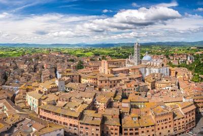 Siena and San Gimignano and Chianti wine Small-Group Tour from Lu Siena and San Gimignano and Chianti wine Small-Group Tour from Lu