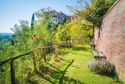 Guided Tour in San Miniato and the Carbonai Alleys Guided Tour in San Miniato and the Carbonai Alleys