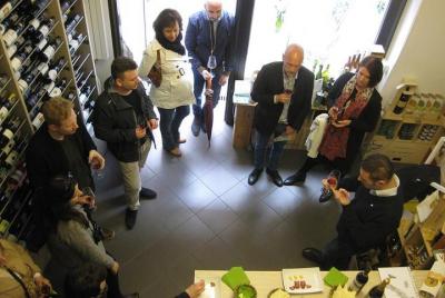 Milan Wine Tasting with Italian Sommelier Milan Wine Tasting with Italian Sommelier