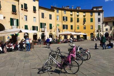 Guided bike Tour of Lucca - half day small group Guided bike Tour of Lucca - half day small group