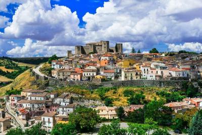 Guided tour of Venosa - Melfi - Lagopesole Guided tour of Venosa - Melfi - Lagopesole