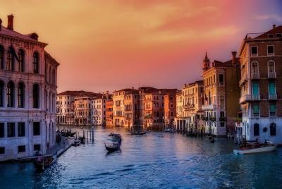 Full-Day Venice and Verona Tour from Milan