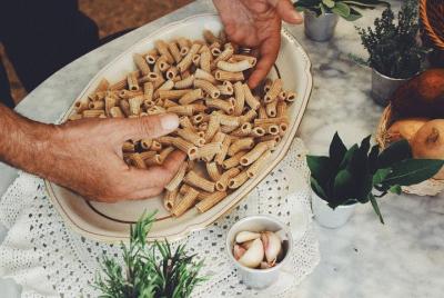 Handcrafted Heritage Pasta Tasting with a Lovely Italian Couple in Milan