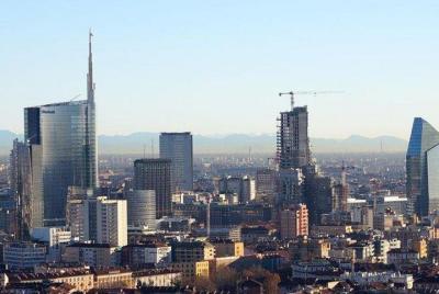 Private tour of Milan Skyline