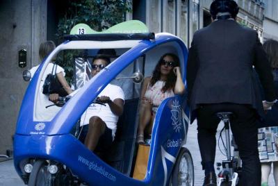 Two Hours Shopping Tour in Rickshaw in Milan Two Hours Shopping Tour in Rickshaw in Milan