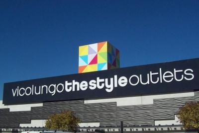 Vicolungo shopping center, private shopping assistance