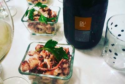 Typical Italian Aperitivo with a sea view in Naples for private groups Typical Italian Aperitivo with a sea view in Naples for private groups