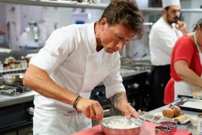 Cook and enjoy a traditional Neapolitan dinner for private groups Cook and enjoy a traditional Neapolitan dinner for private groups