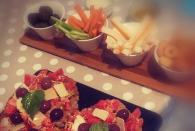 Private Dining: Typical Aperitivo dinner with a sea view in Naples Private Dining: Typical Aperitivo dinner with a sea view in Naples